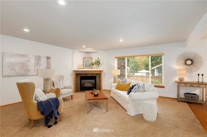 320 Zillah Place SE