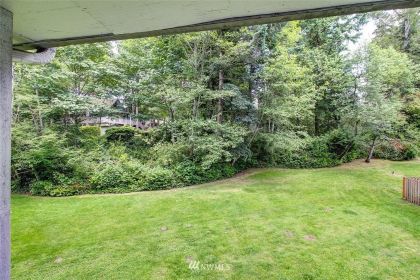 12210 NE 147th Place B