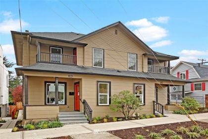 211 16th Ave