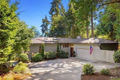 618 108th Avenue Southeast