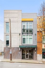 17 W Mercer St 101