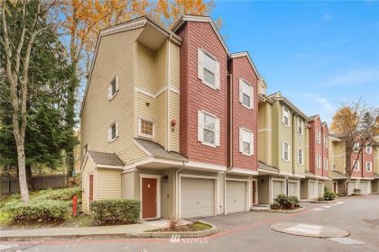 1800 NE 40th St C-1