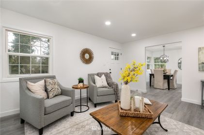 1057 S 124th
