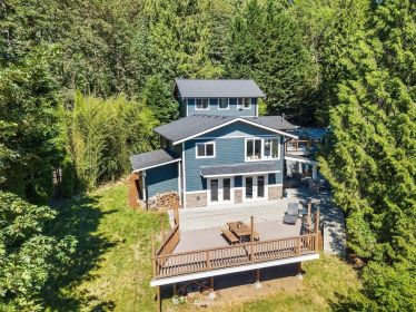 19423 SE May Valley Rd