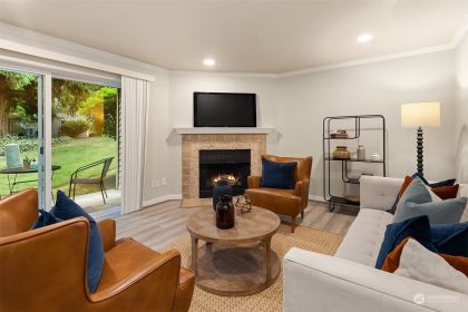 12020 100th Ave NE M101