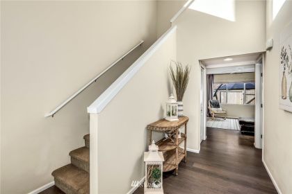20253 111th Wy SE