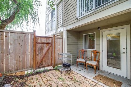 8121 Delridge Wy SW B