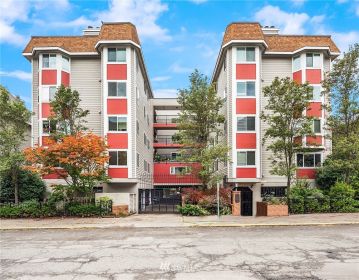 1617 Summit Ave #24