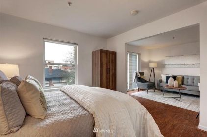 303 23rd Ave S 412