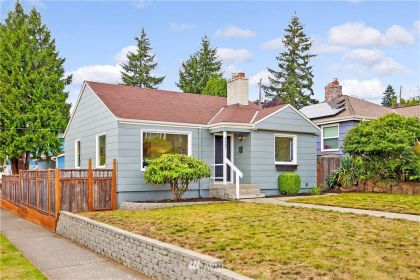 4457 47th Ave SW